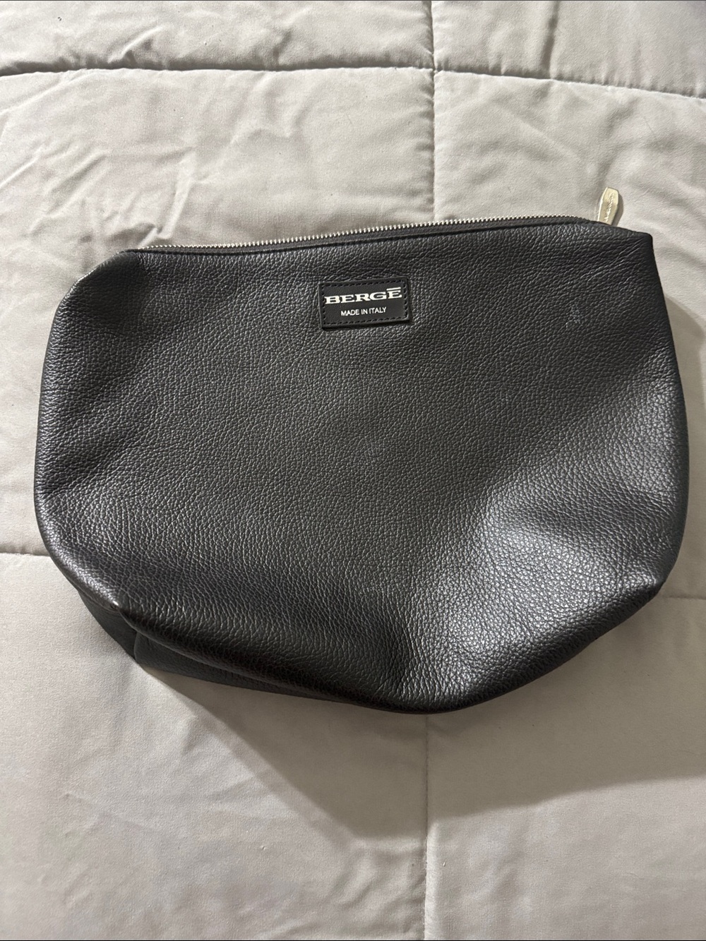 Berge Black Pebble-Grain Leather Toiletry Bag - Made in Italy